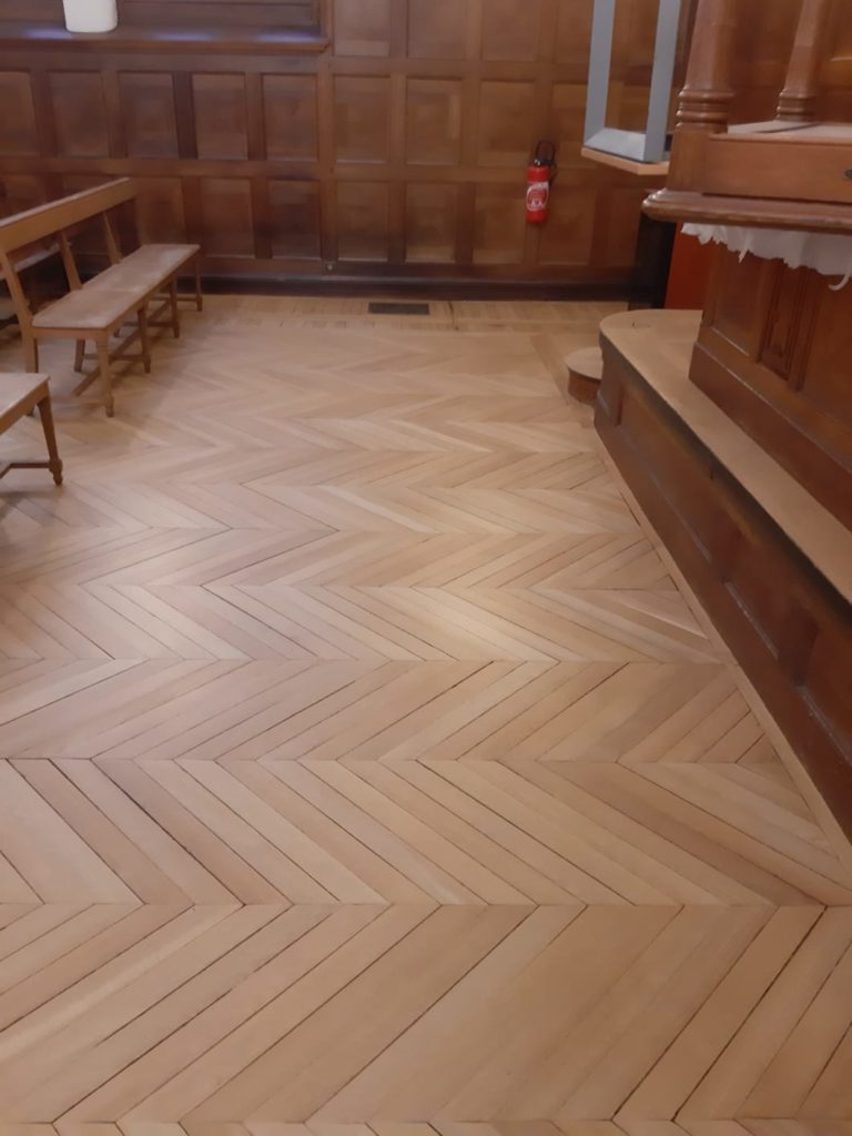 Rénovation parquet à l'Institut de paléonthologie humaine de Paris