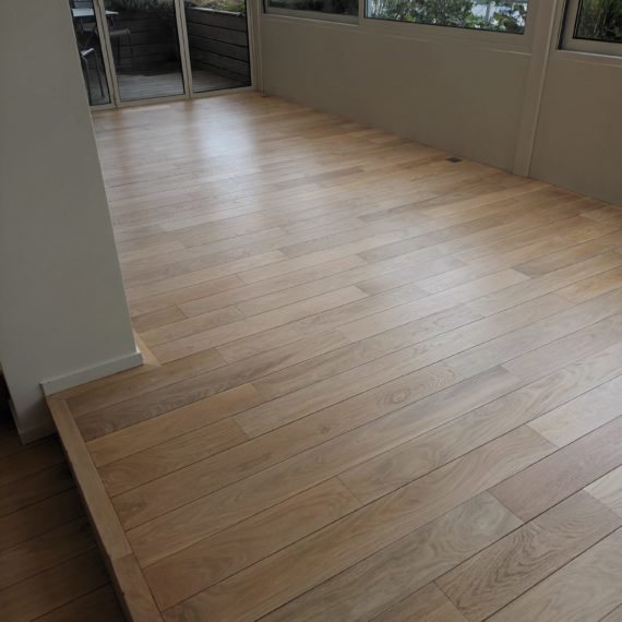 Patrick Services, l’expert rénovation, ponçage, pose, entretien et vitrification de votre parquet à Paris et IDF.
